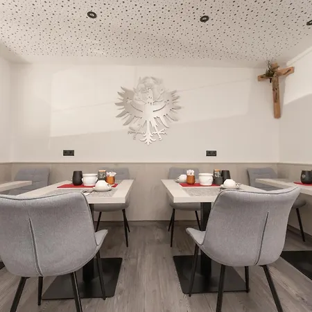 Alpenliebe Guest house *